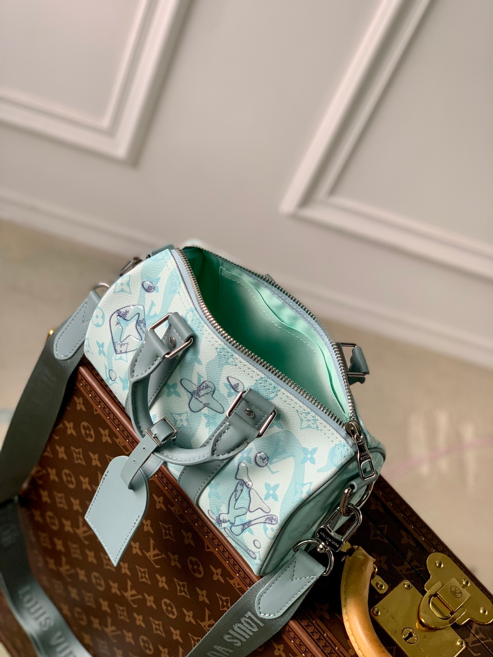 Louis Vuitton Keepall 25