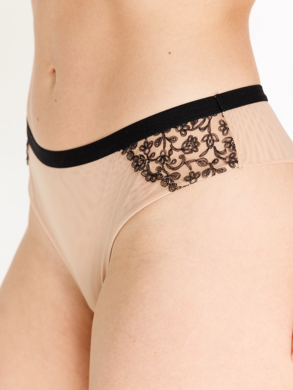 Трусы Zebra бразилиана (черный/скин)