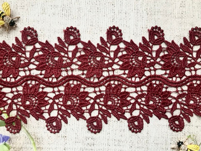 Кружево плетеное, ш. 13,5 см.