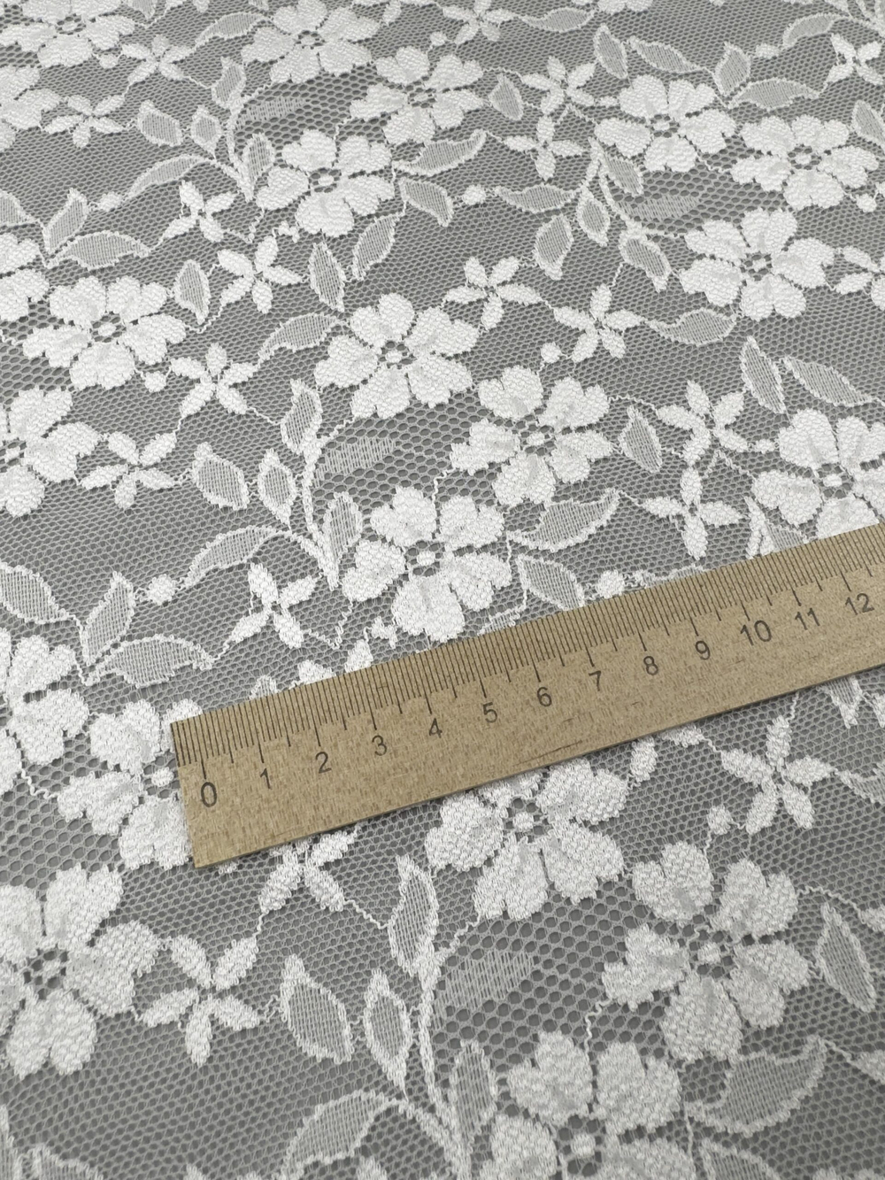 Гипюр эластичный теплый белый ширина 150 см плотный