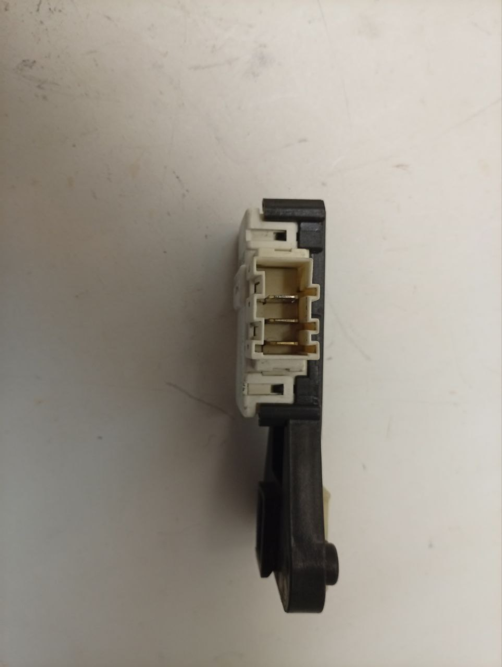 WF602W0BCWQ/LP кт23 Блокировка люка для стиральных машин Samsung DC64-01538A б/у