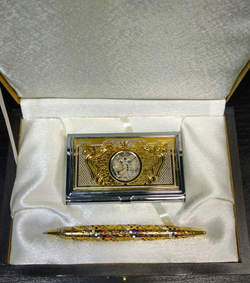 Набор "Герб РФ" №7 визитница (Златоуст), ручка украшенная триколор (Златоуст)