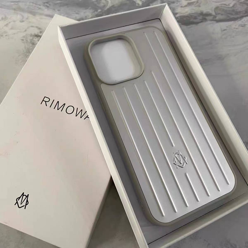 Чехол Rimowa