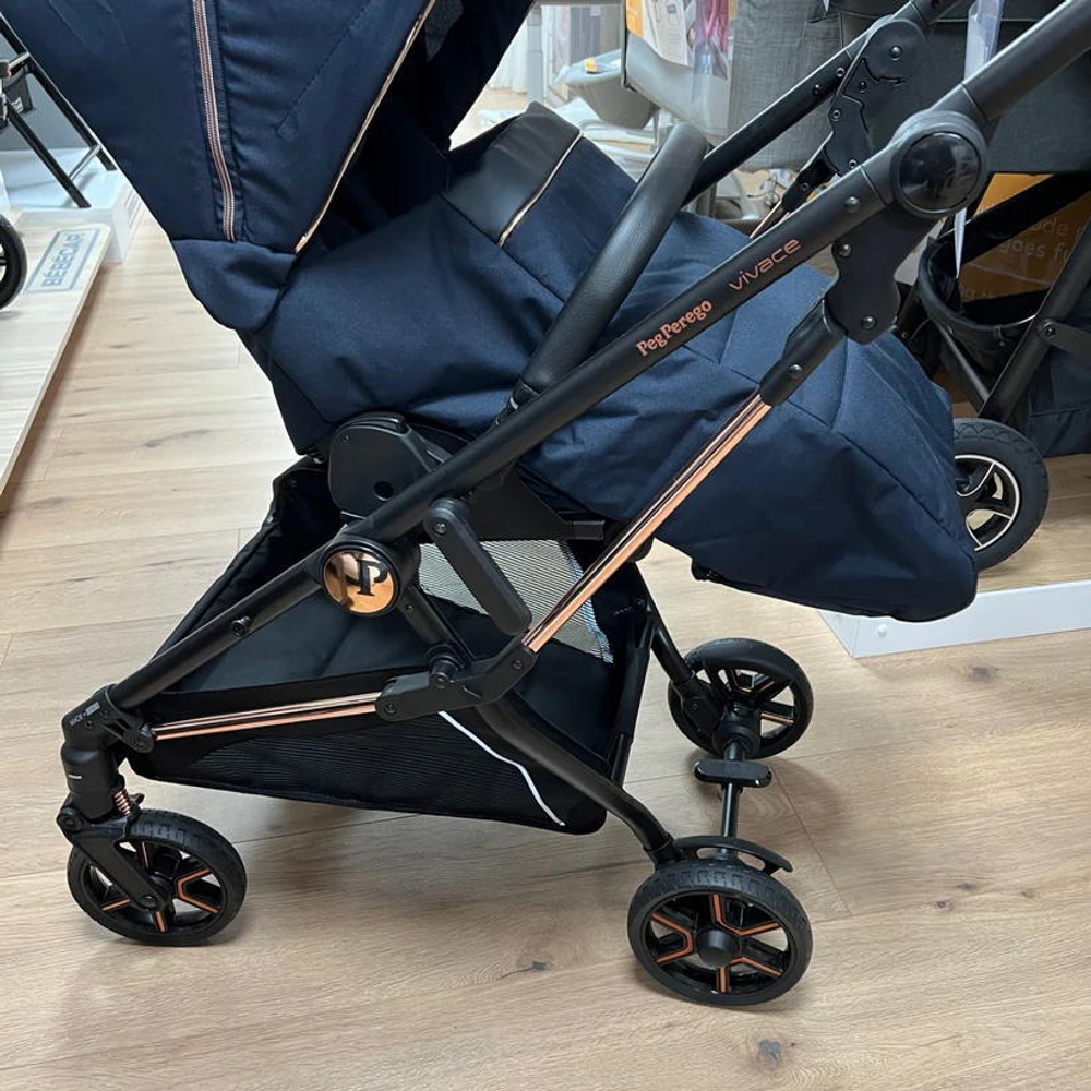 Прогулочная коляска Peg Perego Vivace New Blue Shine