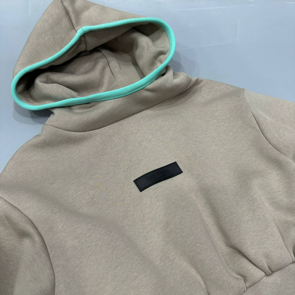 Костюм Essentials