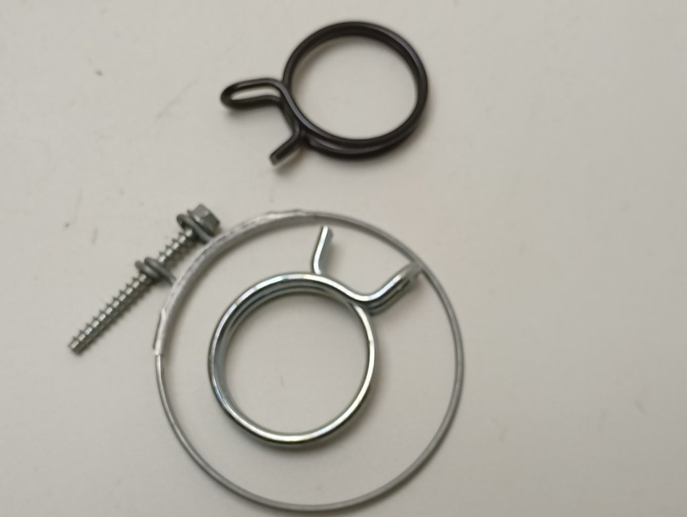 IWUB4085CIS кт59 Крепеж и хомуты для стиральной машины Indesit IWUB4085CIS б/у