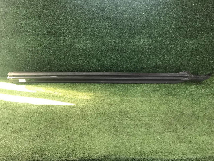 Накладка порог правая Volvo XC90 2 (2014-н.в.)