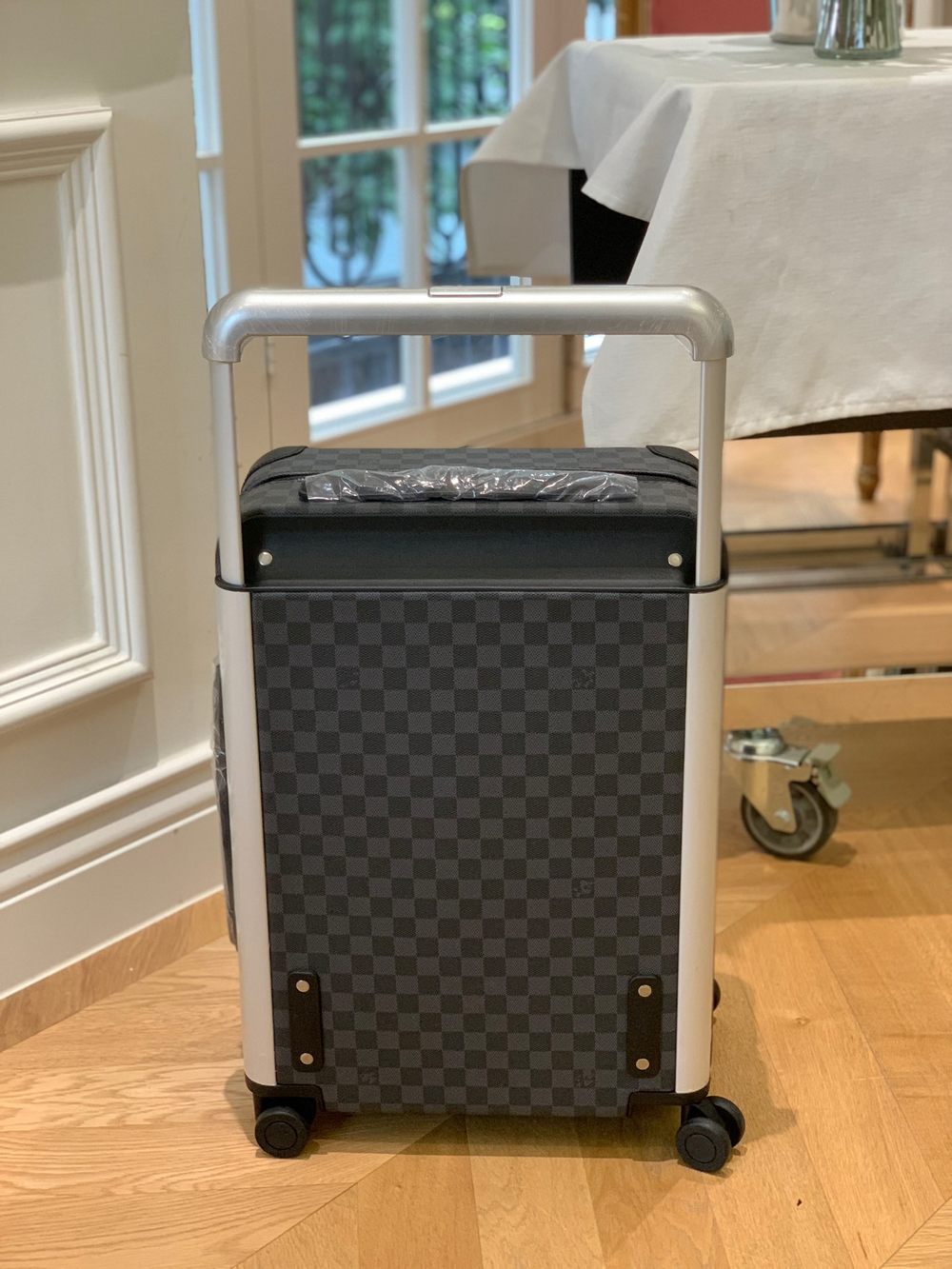 Louis Vuitton Horizon 55