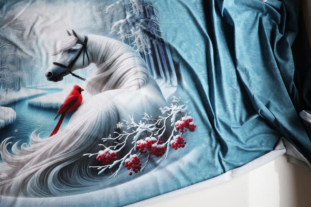 ЗИМНИЙ КОНЬ - Кулирка с лайкрой, компакт пенье (ДЖ67 Маша) (к2 поперечные прожилки + стрела от кромки 70см)