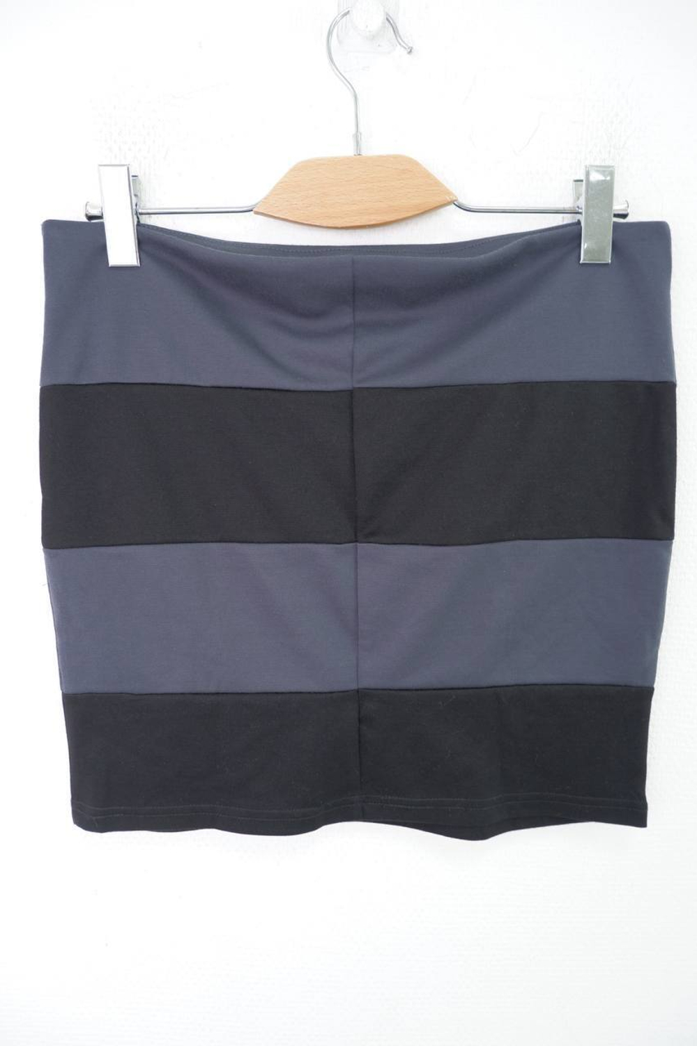 Юбка MusHave в полоску 48 размер