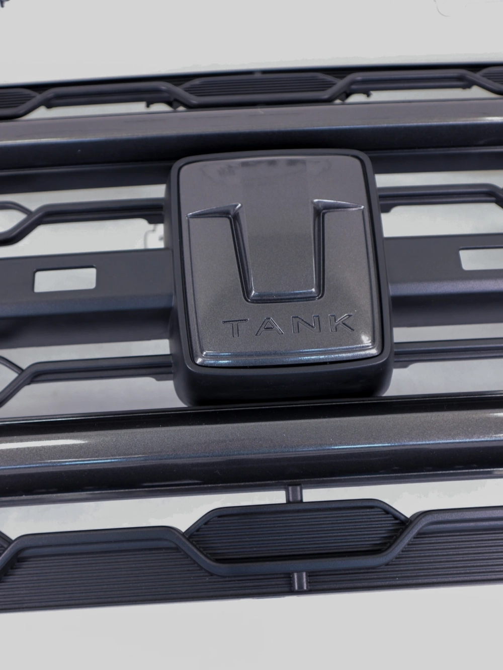 Решетка радиатора TANK 300 (желтые габариты)