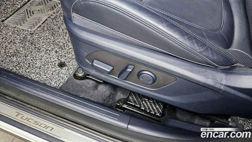 Hyundai Tucson (NX4) Бензин 1.6 Turbo 2WD (11.2020)