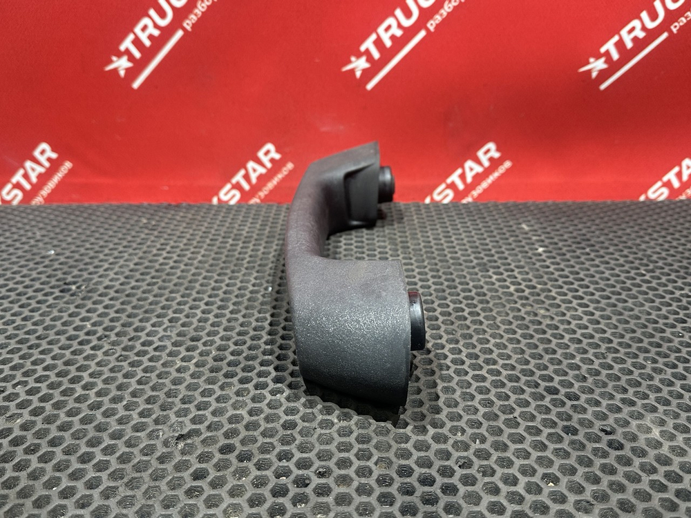 Ручка открывания капота