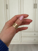 Кольцо широкое безразмерное с вырезом зигзаг, оттенок матовое золото