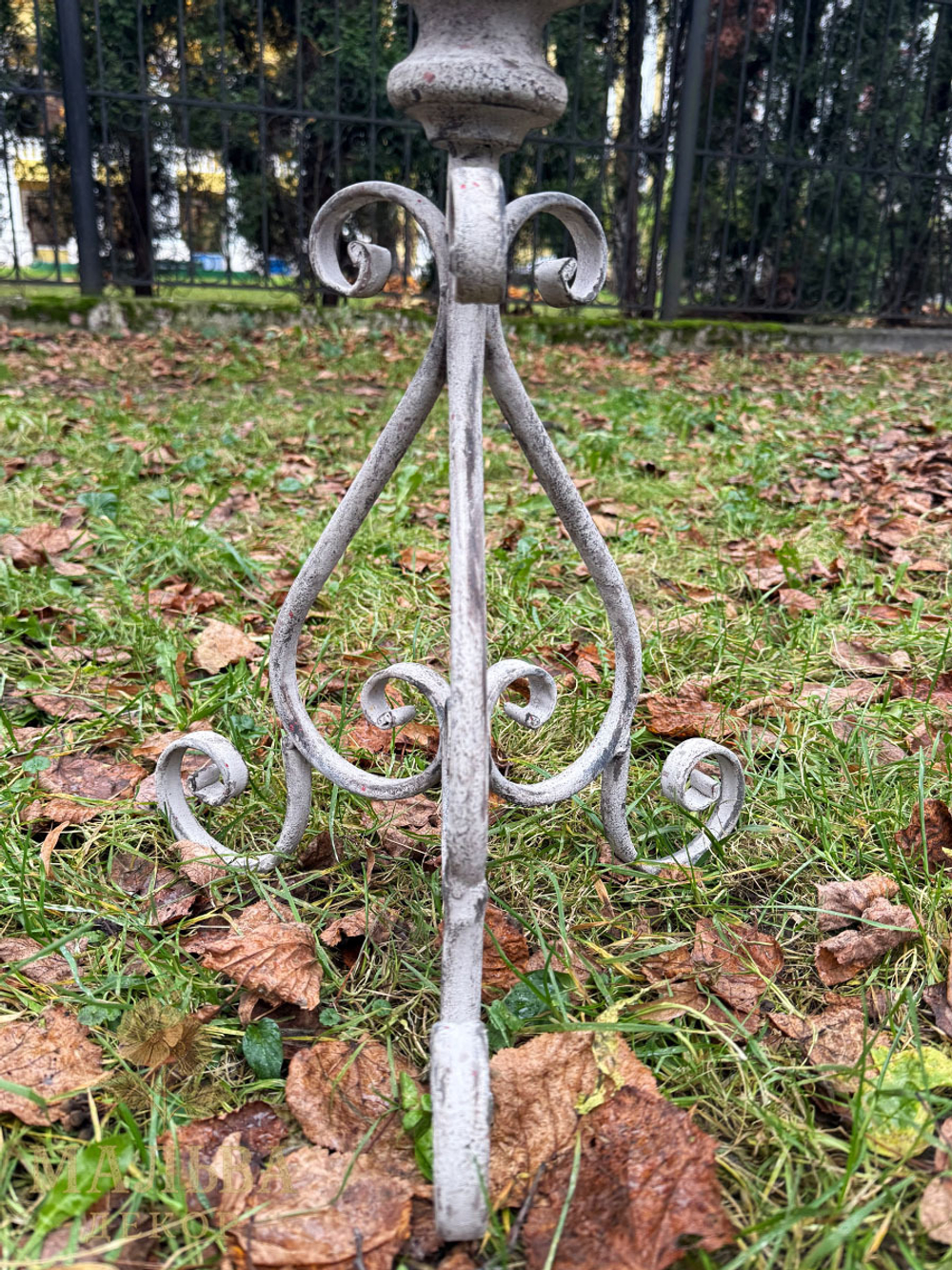 Подсвечник "Фонарь" 33x28x93 см