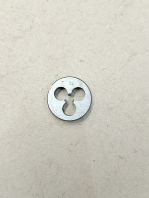 Плашка круглая 4,0*0,7 d=20