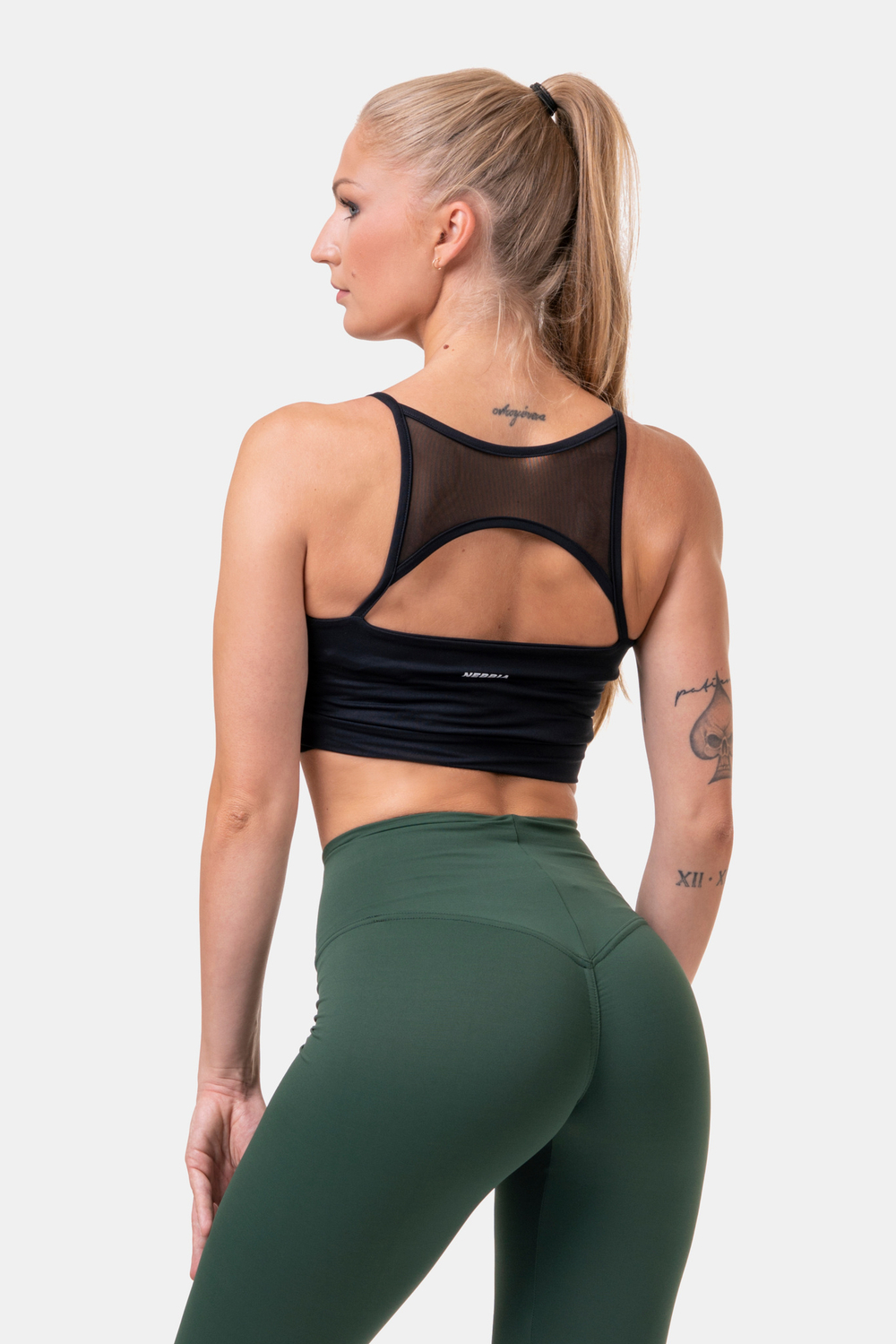 Топ женский Classic Hero Cut-Out Sports bra 579 Черный