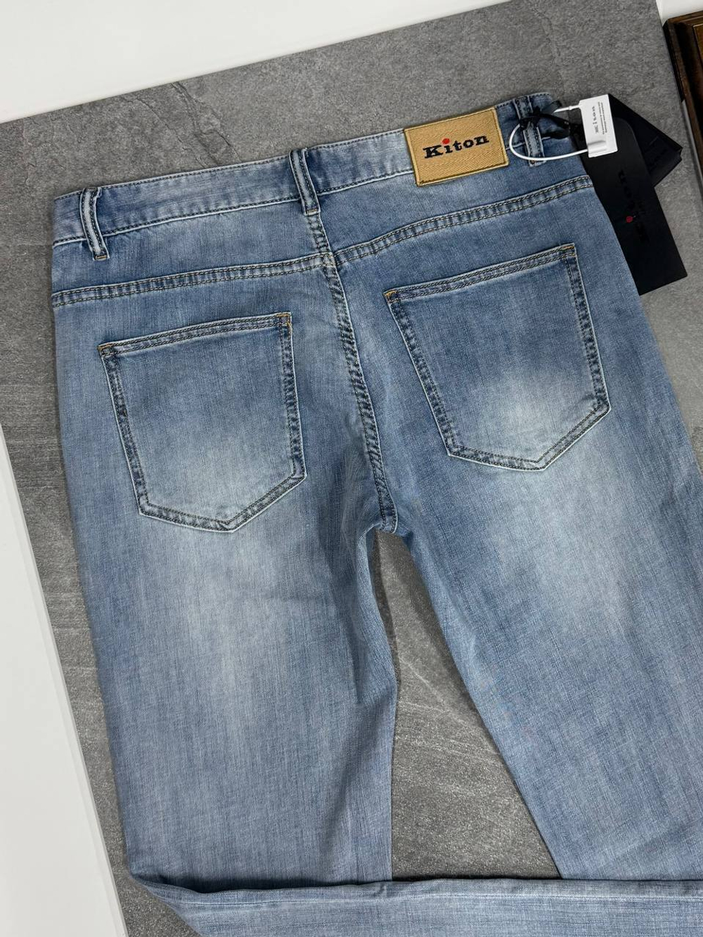 Джинсы Kiton