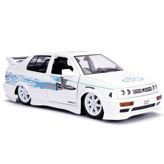 Модель Машинки Форсаж 1:24 FF 2002 1995 Volkswagen Jetta 99591