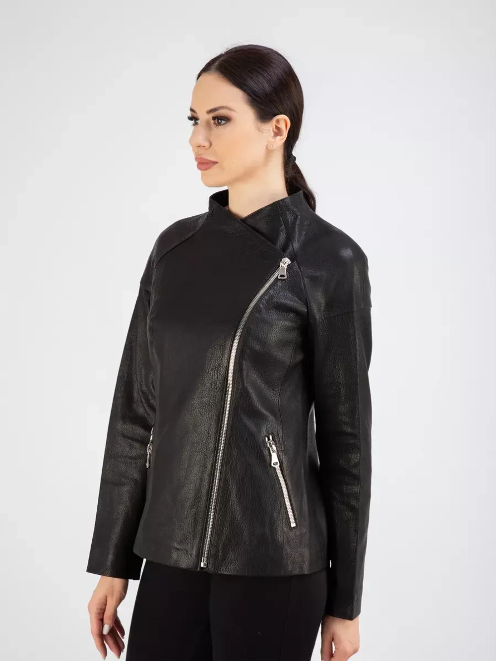 Кожаная куртка демисезонная косуха