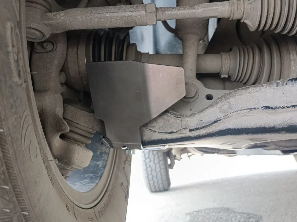 Tank300 Защита пыльника (нержавейка)