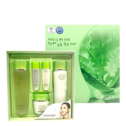 3W Clinic Aloe Full Water Activating Skin Care 3 Set увлажняющий набор с экстрактом алоэ вера