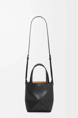 Loewe Мини-сумка Puzzle Fold из блестящей телячьей кожи, черный