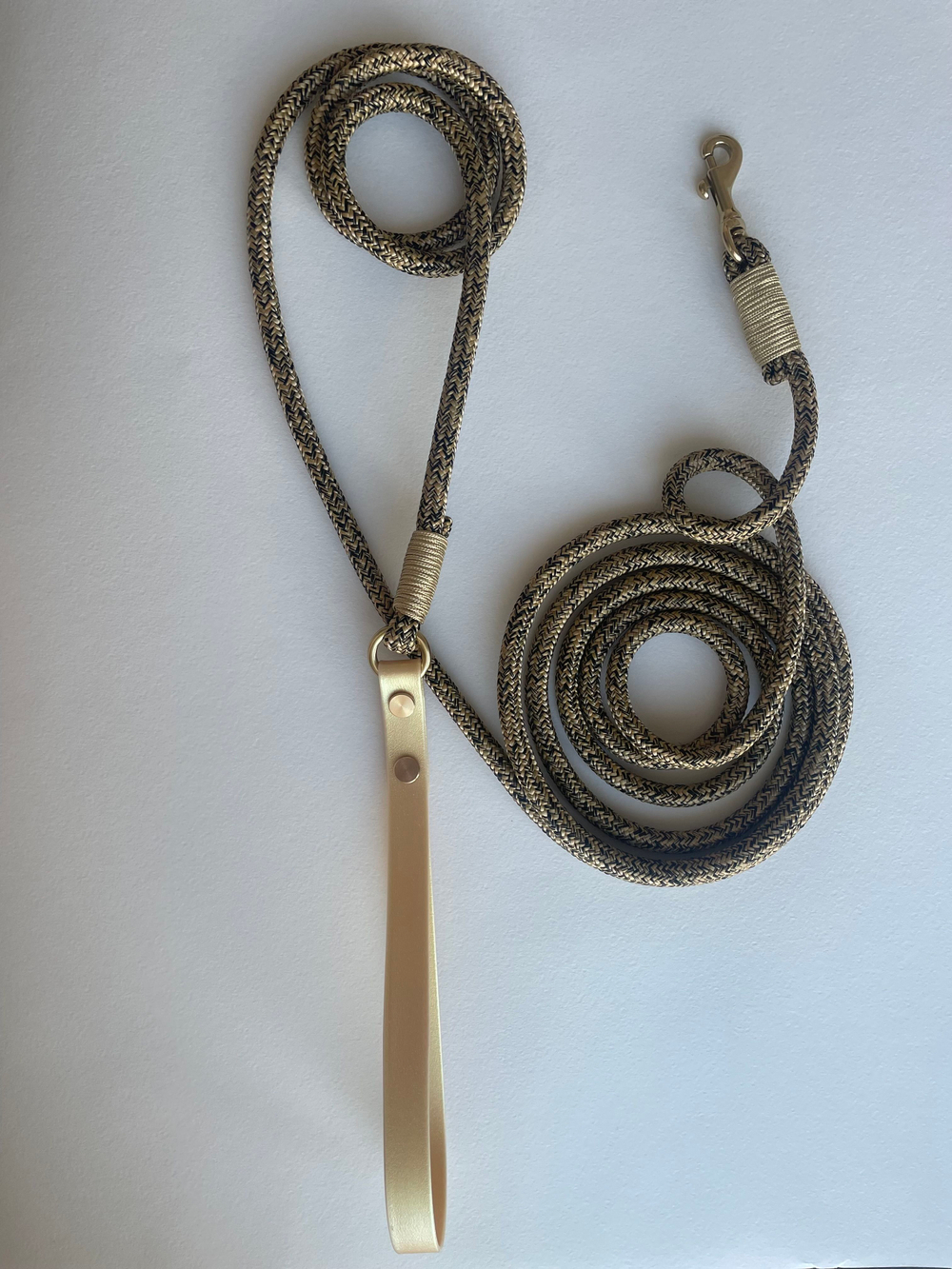 Поводок веревка для собак, 8 мм, 5 м, латунь премиум, золотой с черным