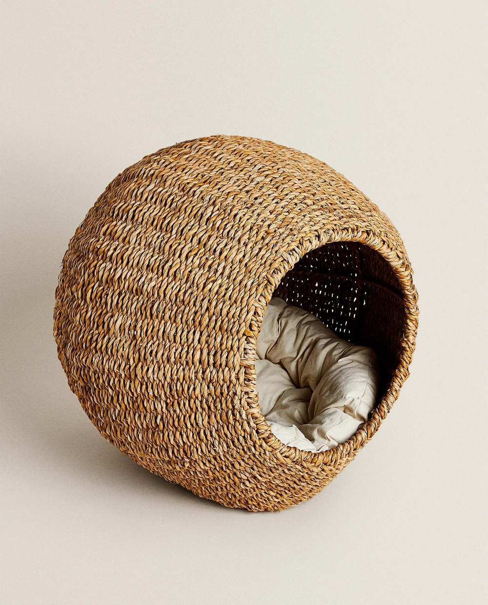 Лежак для животных Zara Home, плетёный из морской травы, 42 43 43 см