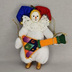 Ёлочная игрушка Гном-снеговик с аксессуаром