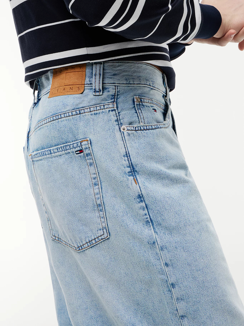 Шорты джинсовые мужские TOMMY JEANS THEO BAGGY SHORT BJ6