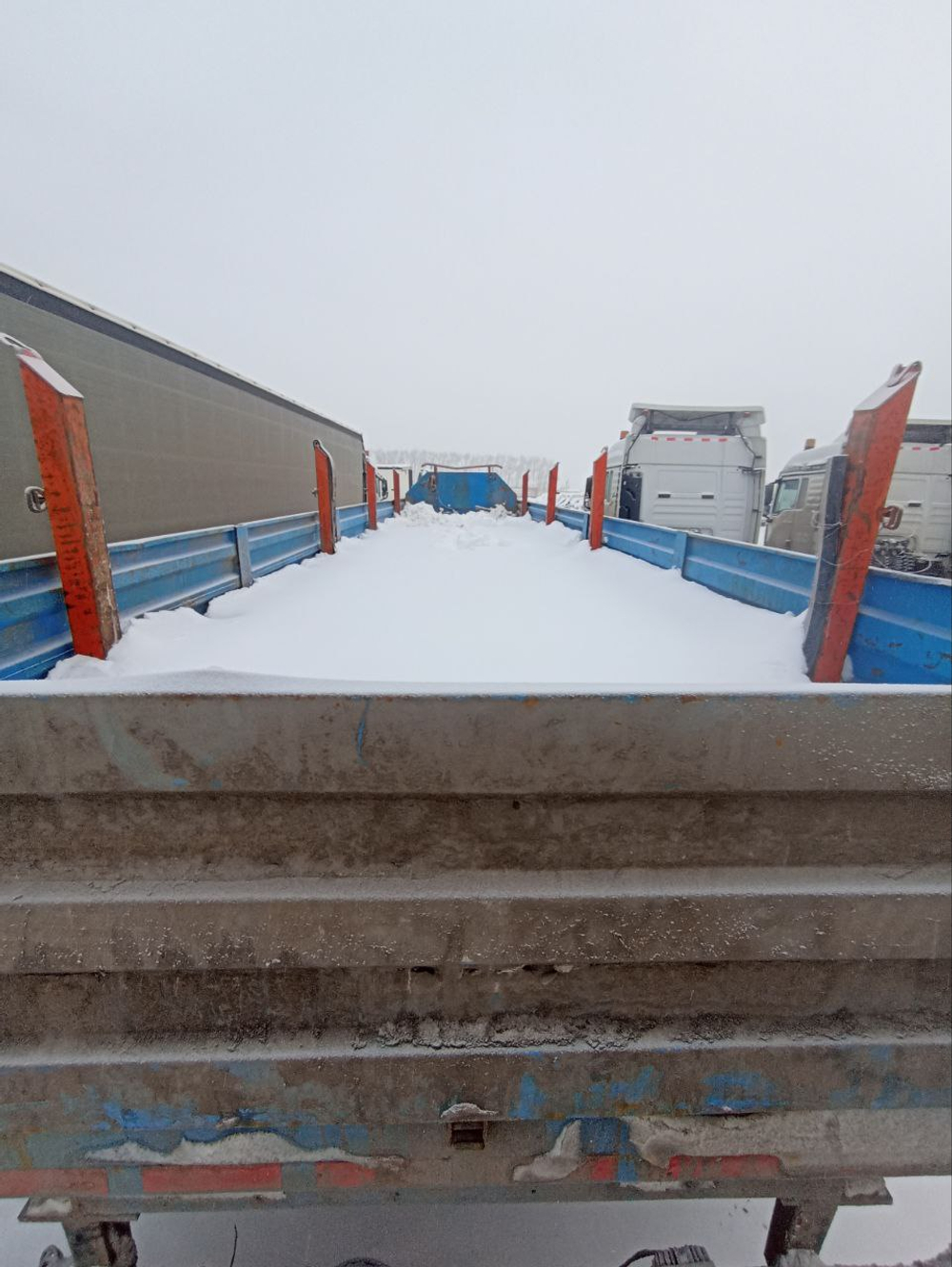 УралСпецТранс 9465* Полуприцеп бортовой 946519-A1-03