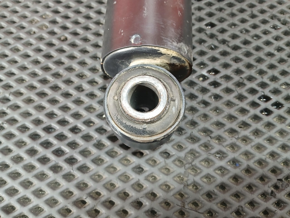 Амортизатор задний 2019г