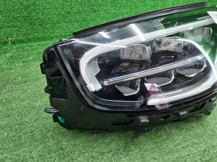 Фара левая Mercedes GLC X253 (2019-2022) LED