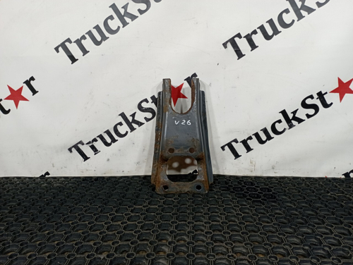 Кронштейн амортизатора переднего