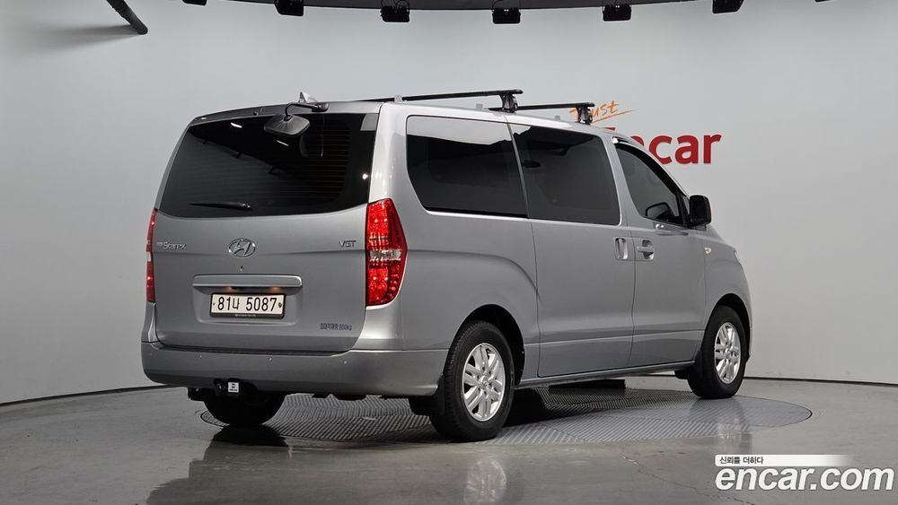 Hyundai The New Grand Starex Van 3-х местный (08.2020)