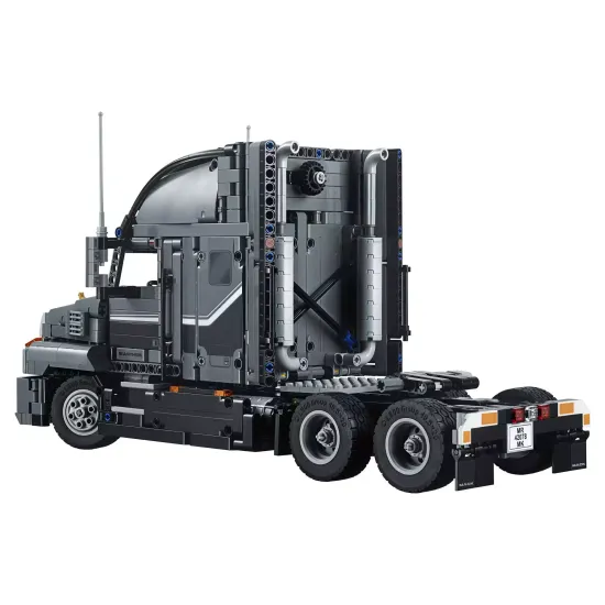 Конструктор LEGO Technic Грузовик MACK (42078)