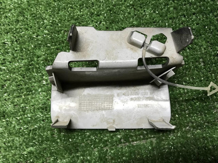 Заглушка буксир. крюка Mercedes CLS c257 (17-21)