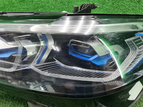 Фара левая BMW X7 G07 (19-22) Laser Light