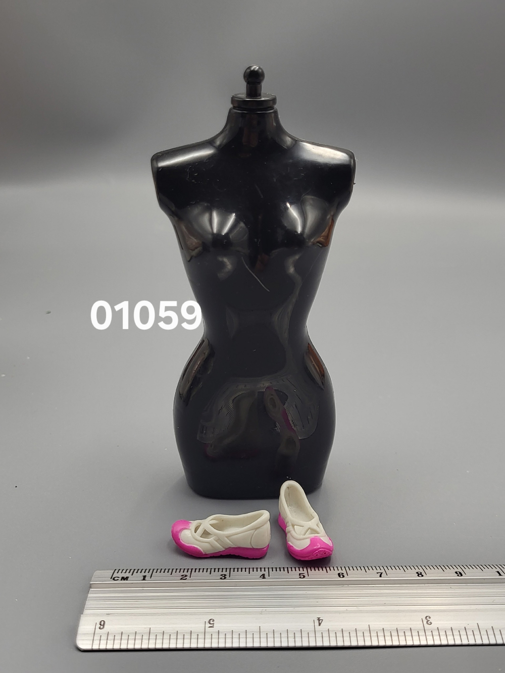 Обувь для куклы Барби винтаж кроссовки 01059