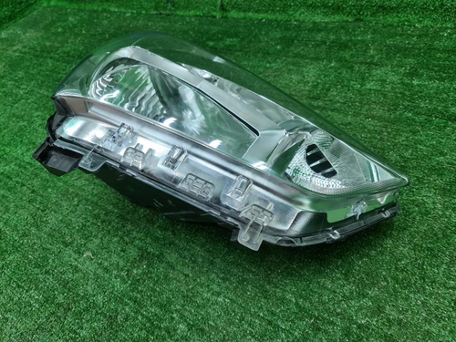 Битая Фара правая Hyundai Creta 1 (2016-2021) галоген