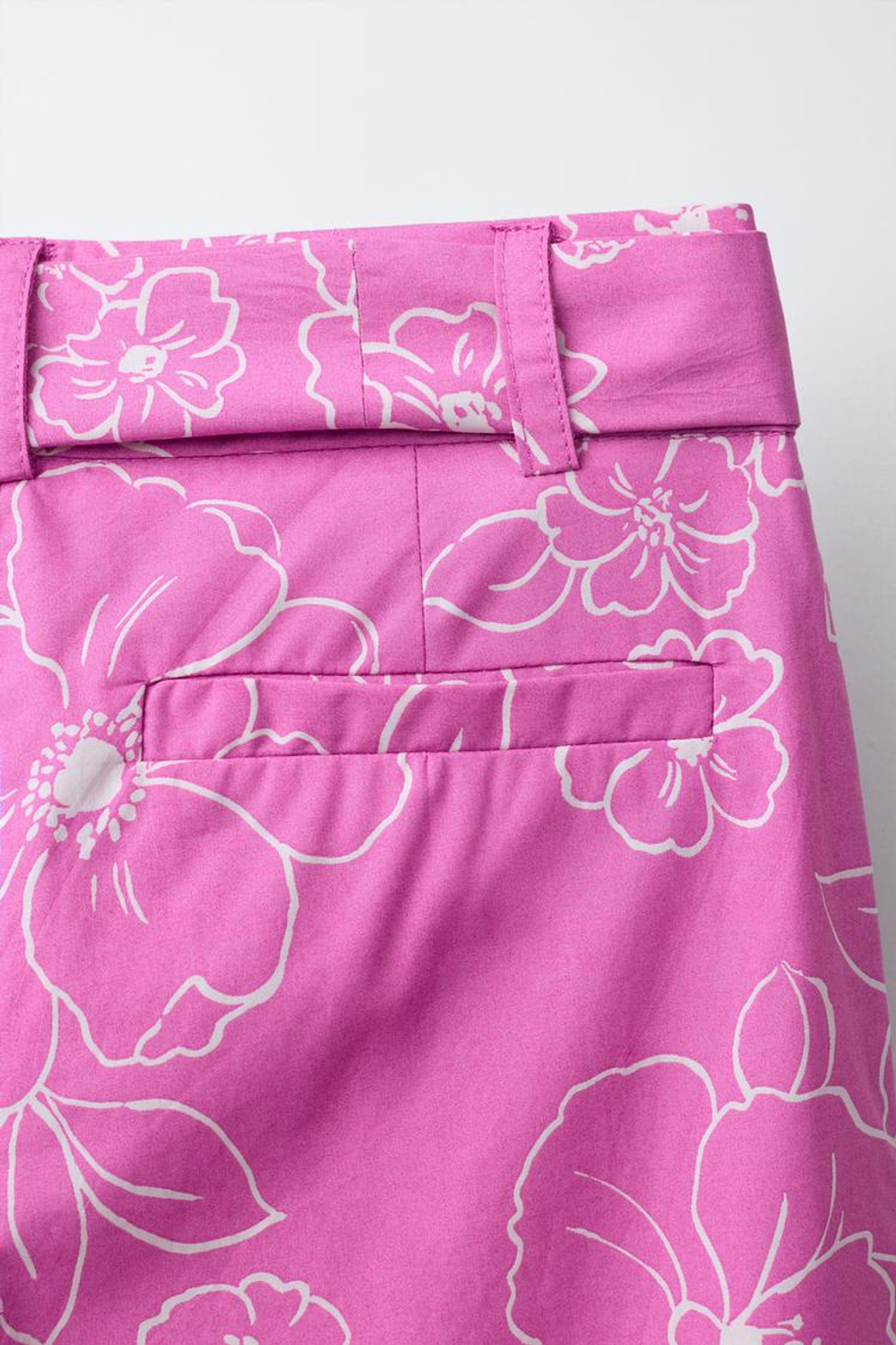 ZARA БРЮКИ С ЦВЕТОЧНЫМ ПРИНТОМ, РОЗОВЫЙ/БЕЛЫЙ