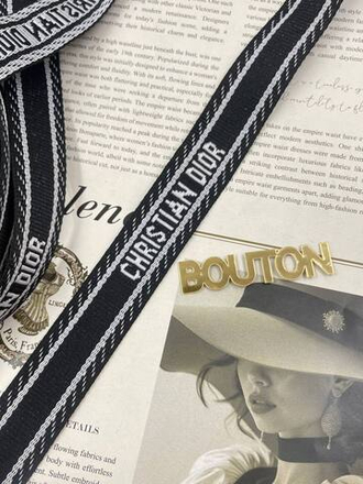 Тесьма Ди. 2,5 см жаккард черно-белая