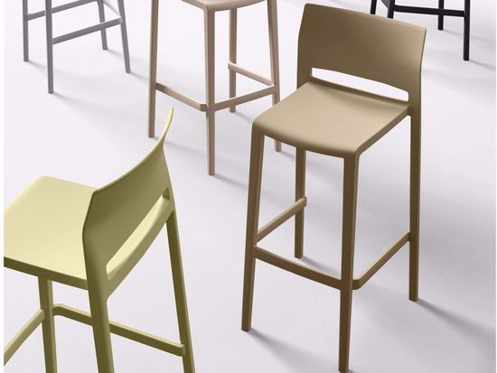 Стул пластиковый полубарный Bakhita 66