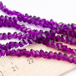 Бусина Треугольник, стекло, цвет фиолетовый, размер около 3*4 мм, цена за нить 38 см