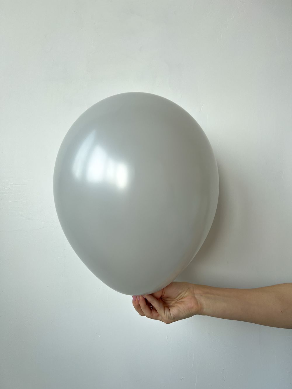 S Шар пастель 12'' / 30 см №18 Серый (БГ-17)  Изображение2