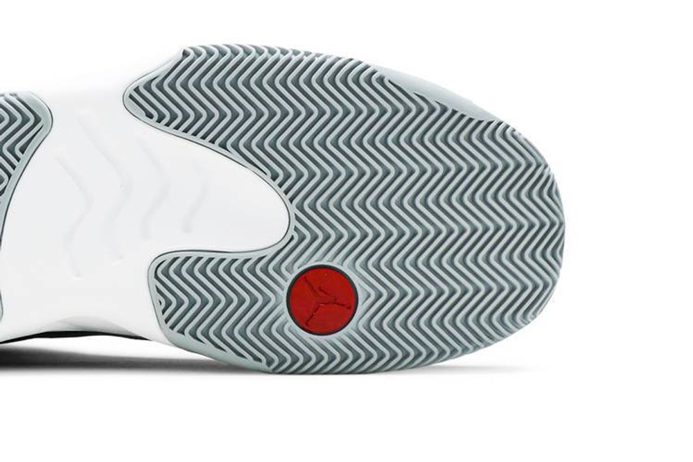 Кроссовки Jordan Max Aura 2