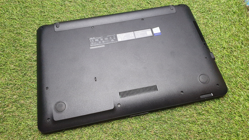 Ноутбук ASUS Pentium/4Gb/VivoBook Max X541S X541SA-XO687T/Windows 10