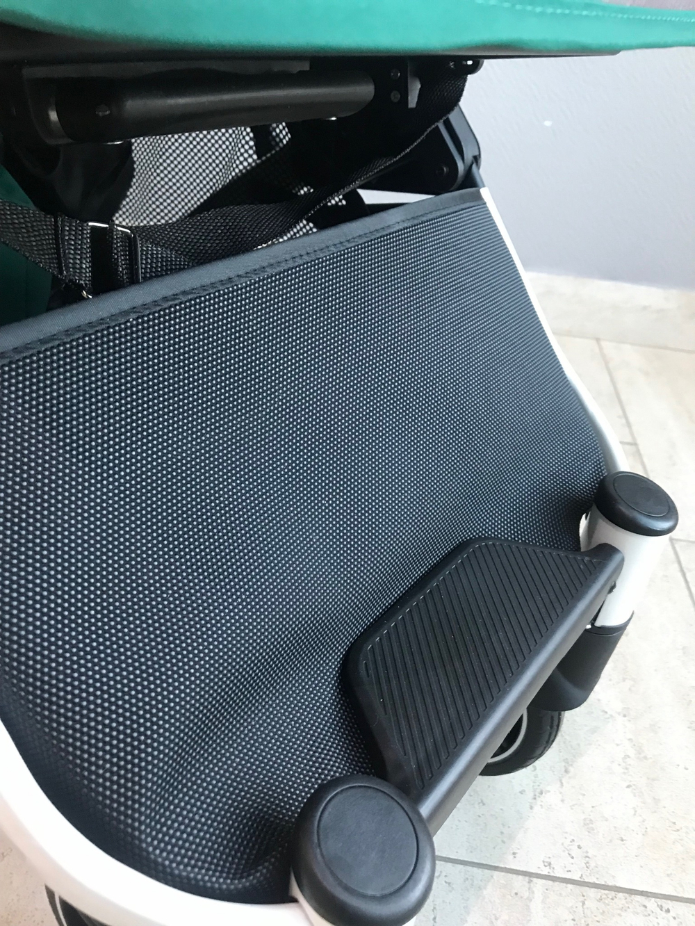 Коляска прогулочная Babalo 2024 Изумрудный текстиль на белой раме