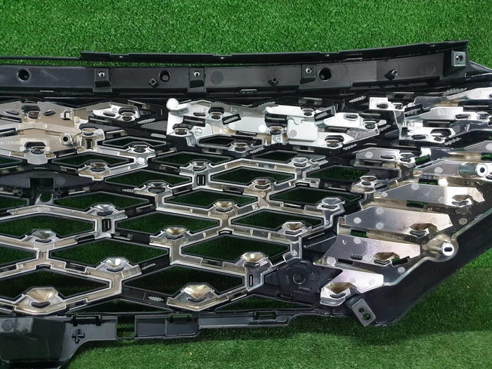 Решетка радиатора Omoda C5 (2022-н.в.)